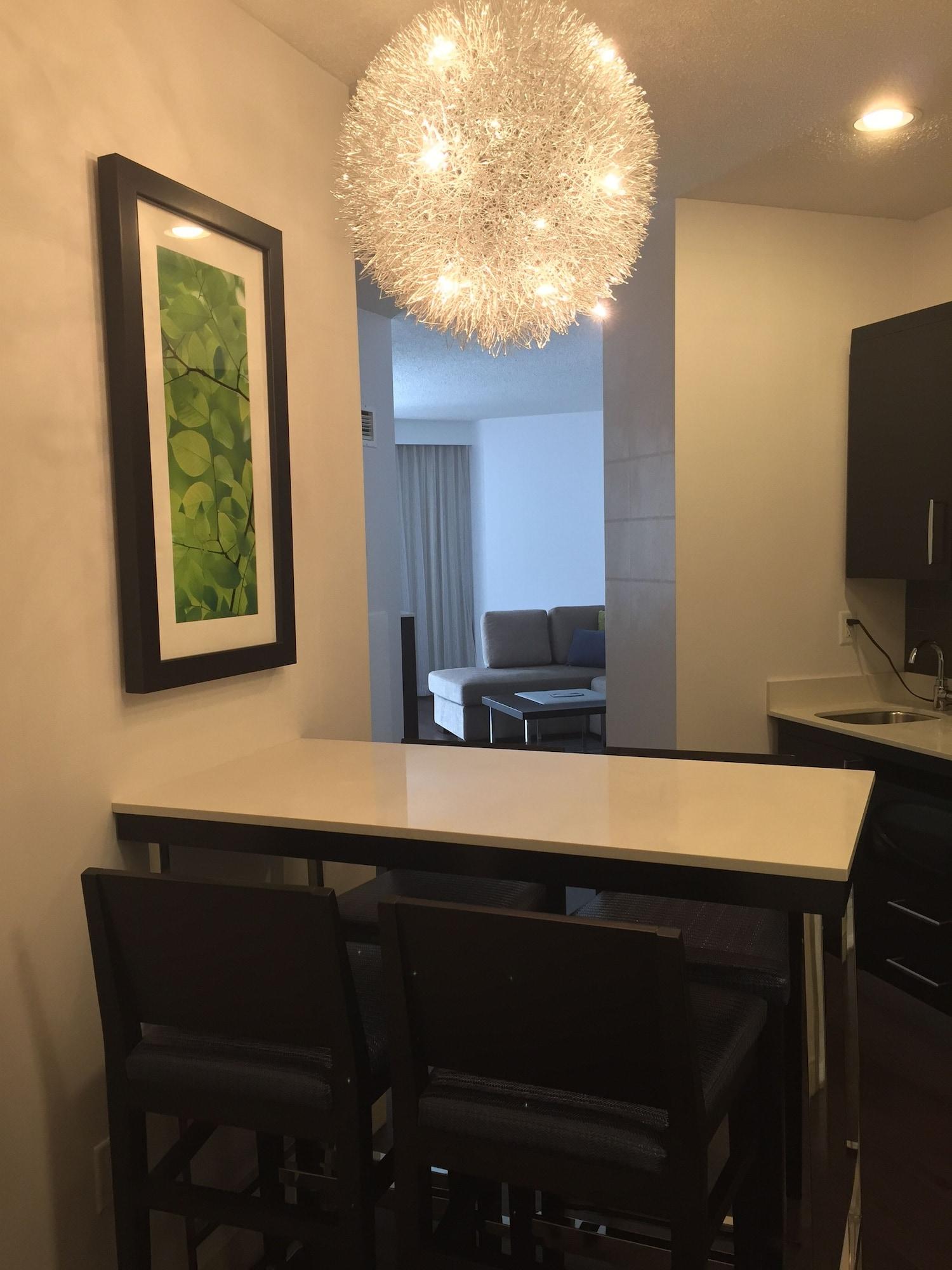 The Hollis Halifax - A Doubletree Suites By Hilton Extérieur photo