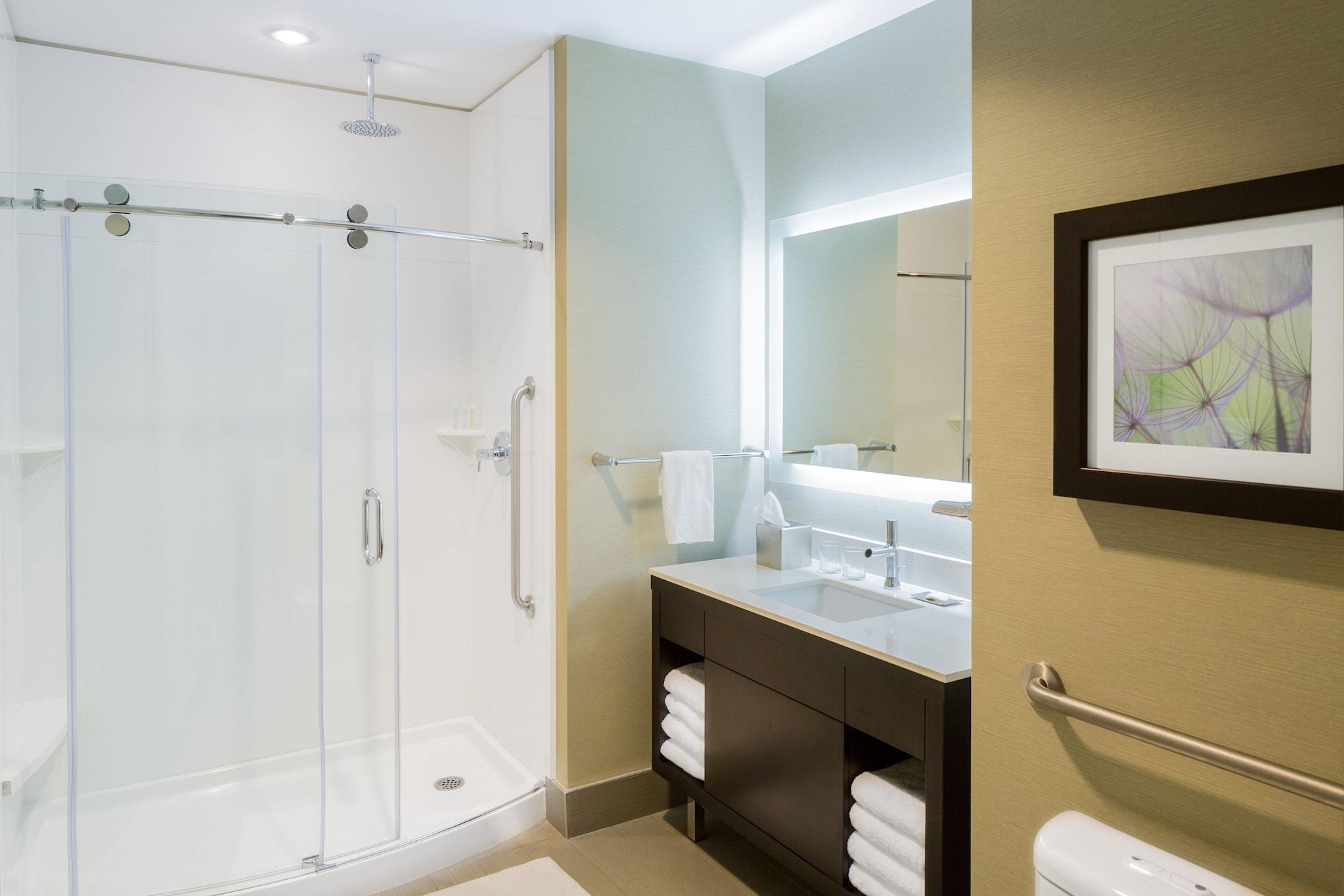 The Hollis Halifax - A Doubletree Suites By Hilton Extérieur photo