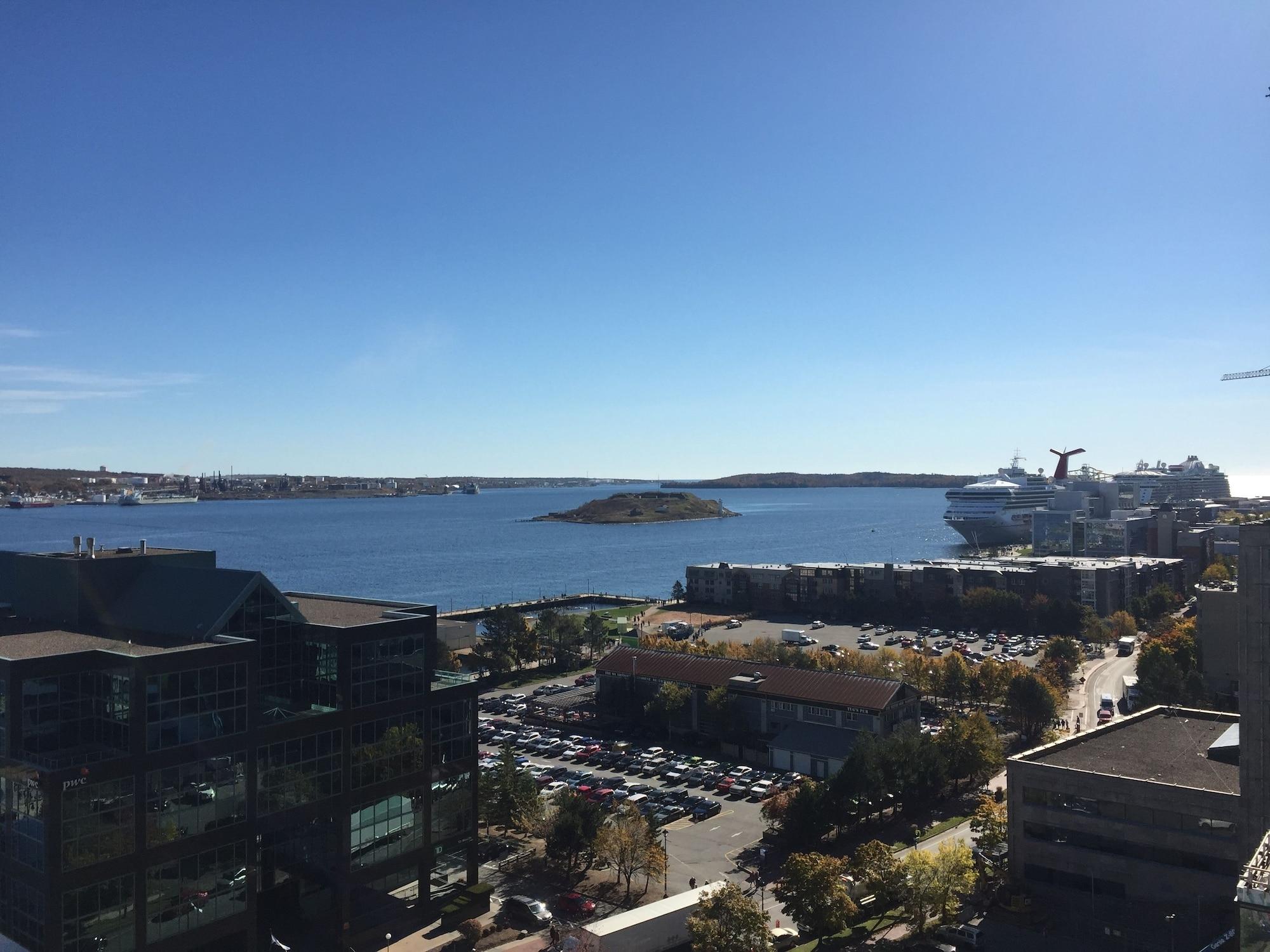 The Hollis Halifax - A Doubletree Suites By Hilton Extérieur photo