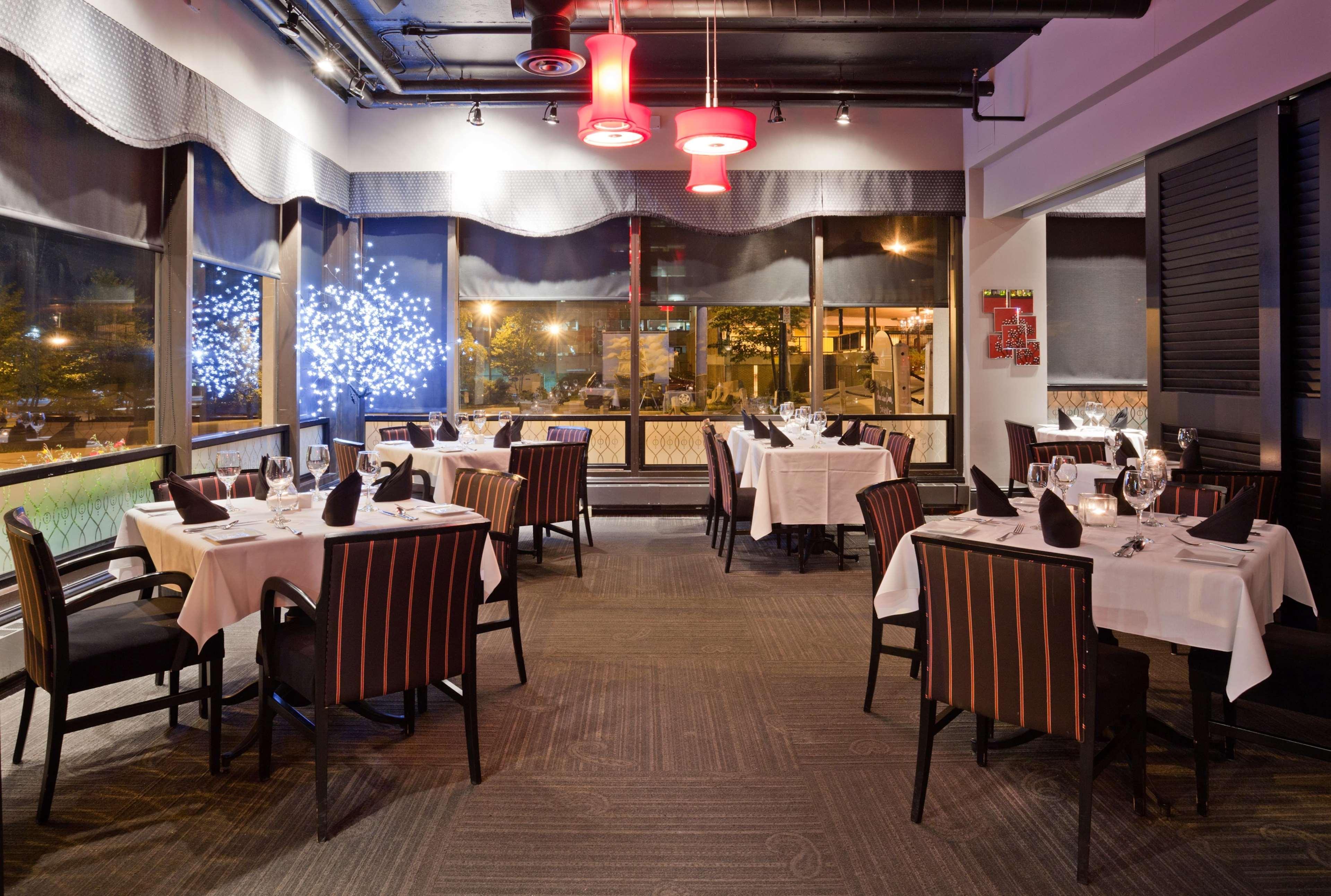 The Hollis Halifax - A Doubletree Suites By Hilton Extérieur photo