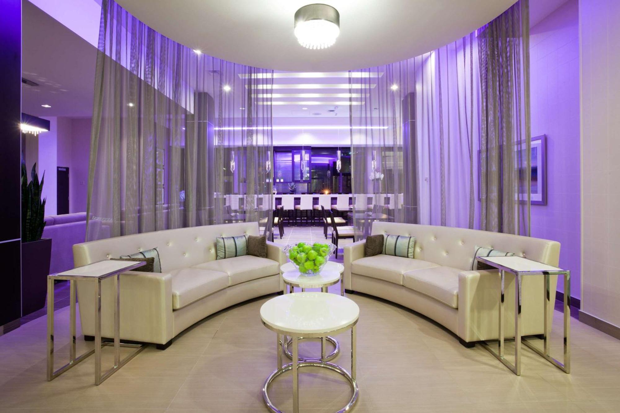 The Hollis Halifax - A Doubletree Suites By Hilton Extérieur photo